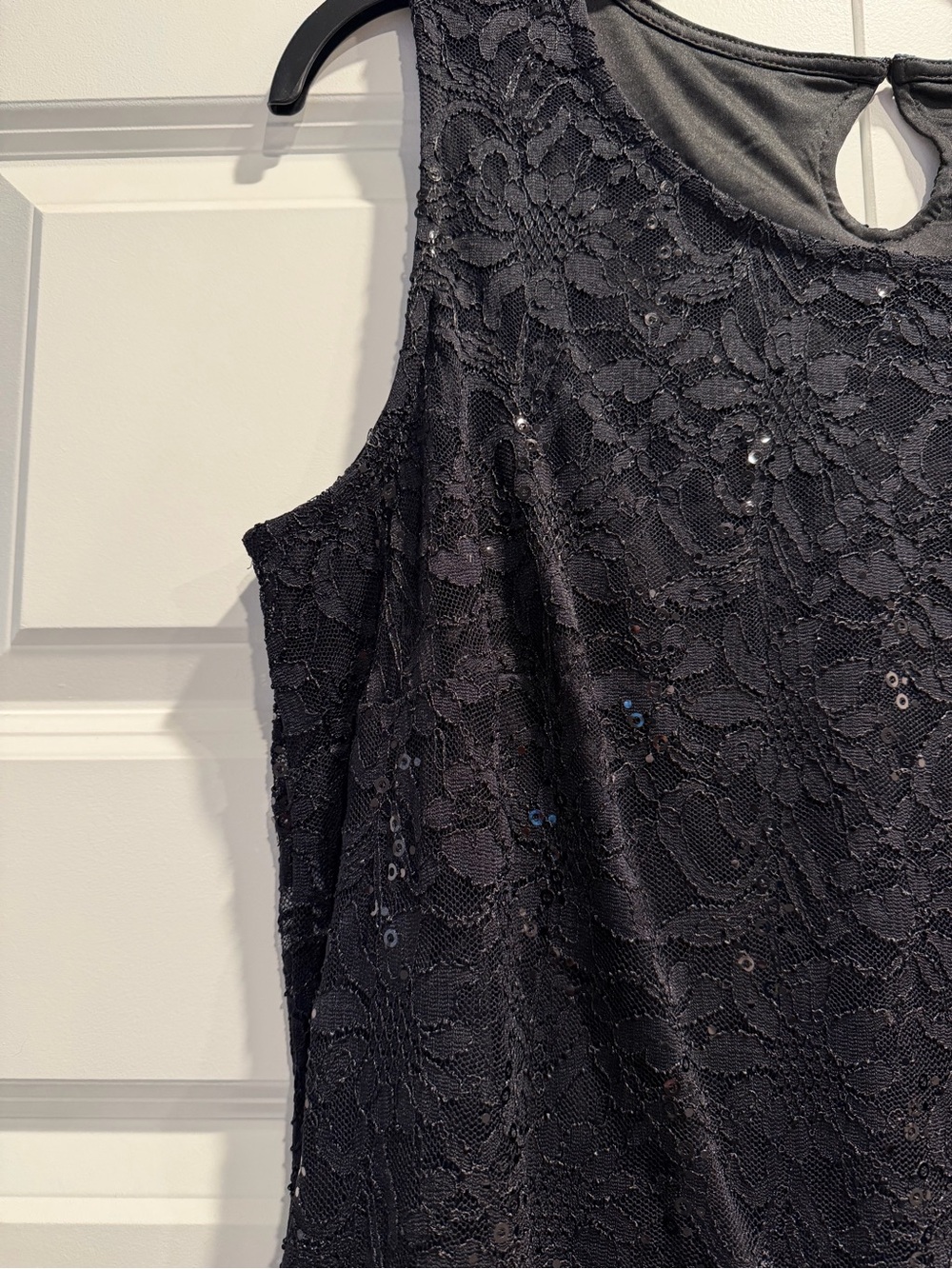 Catherine’s Black Lace Sleeveless Dress
